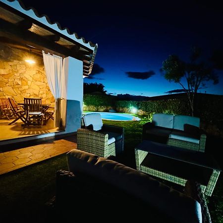 Villa Nadia Con Piscina Privata Budoni Танаунела Екстериор снимка