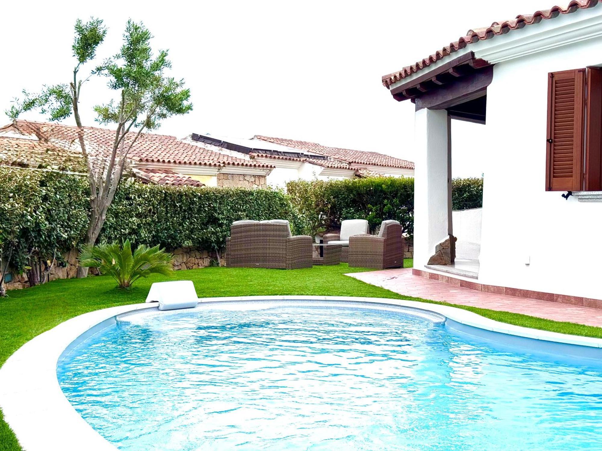 Villa Nadia Con Piscina Privata Budoni Танаунела Екстериор снимка